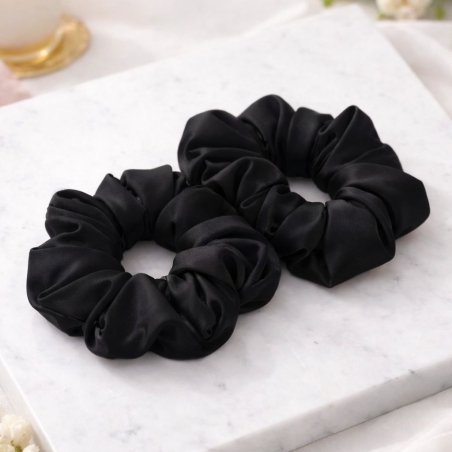 Chouette Scrunchie en Satin Soyeux.