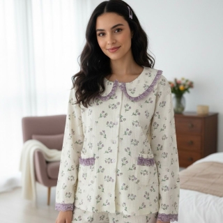 Pyjama fleuri en coton pour femme
