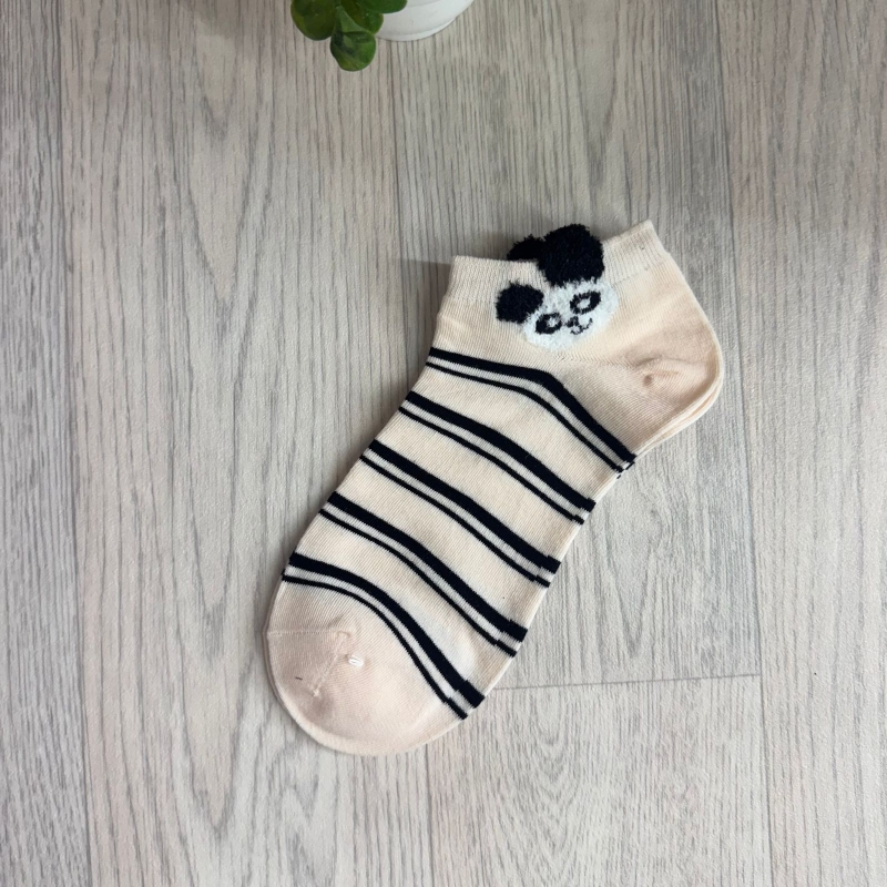 Chaussettes courtes avec des motifs variés et originaux