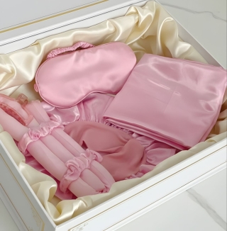 Ensemble satin